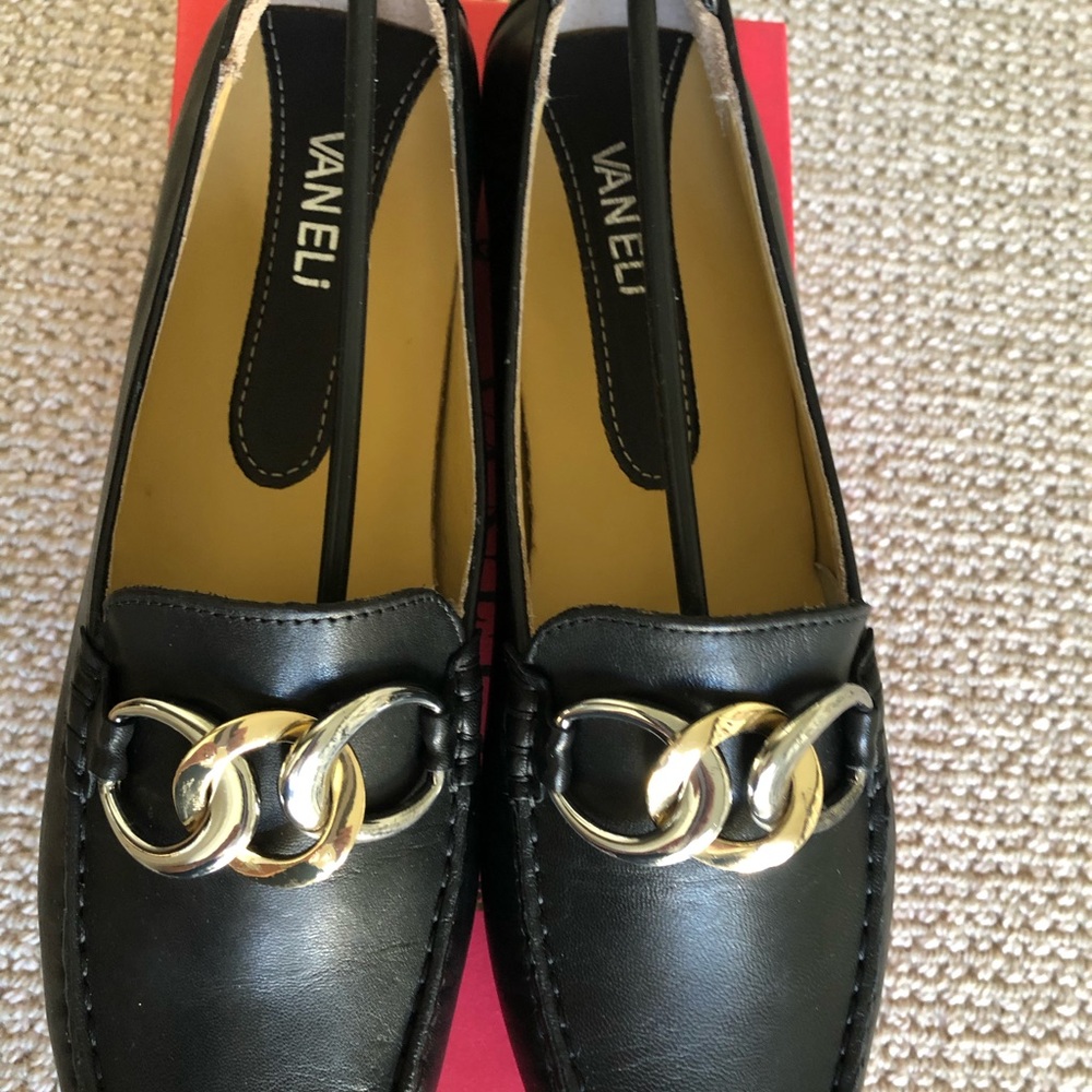 Vaneli Adri 9 1/2 black